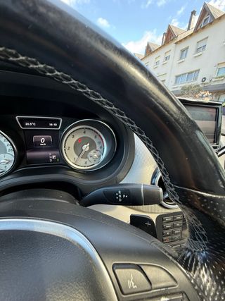 MERCEDES B 180 AUTOMATICO PACK AMG TECHO 109 CV