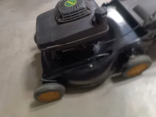 Cortacésped a gasolina