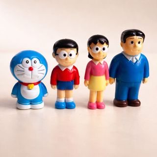 Miniaturas Familia Nobi Doraemon