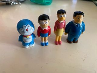 Miniaturas Familia Nobi Doraemon
