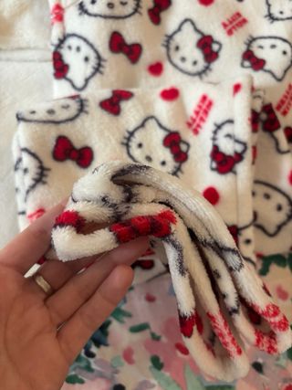 Pijama sherpa Hello Kitty