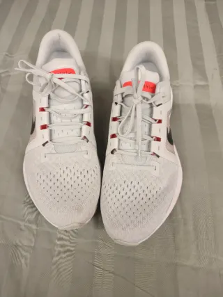 Nike Air Zoom Vomero 16 Talla 45