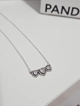 Collar Pandora Triple Corazón