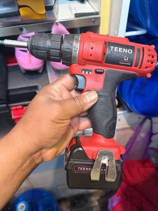Taladro Atornillador Teeno 21V 2 Batería