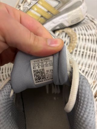 Adidas Response CL Taglia 42 Bianco/Sandalo/Grigio