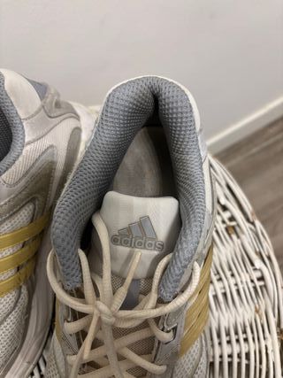 Adidas Response CL Taglia 42 Bianco/Sandalo/Grigio