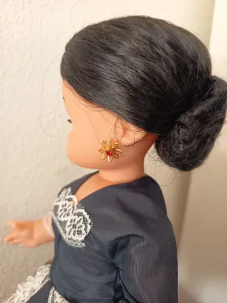 Muñeca regional vestida