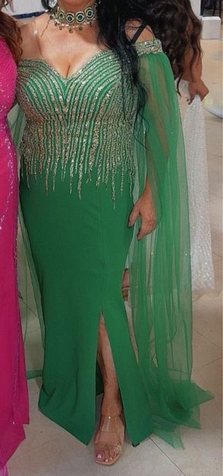 Vestido de fiesta verde y dorado Tiene para sacar