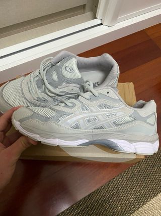 Asics Gel NYC Grises Talla [Talla]