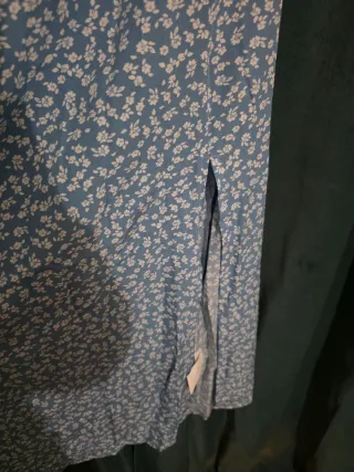 Falda midi floral azul