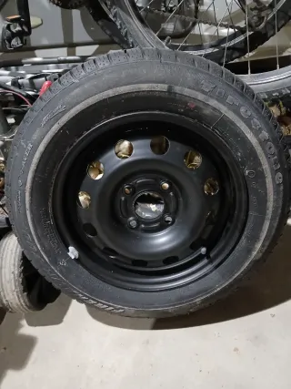 Neumático 165/65 R14 86H