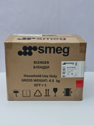 Batidora de vaso Smeg BLF01RDEU Roja