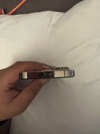 iPhone 14 Pro Oro Impecable