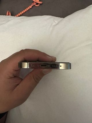 iPhone 14 Pro Oro Impecable