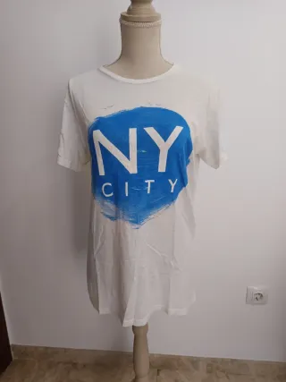 Lote de camisetas de hombres varios modelos.