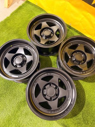 Llantas OffRoad 17 6x139.7