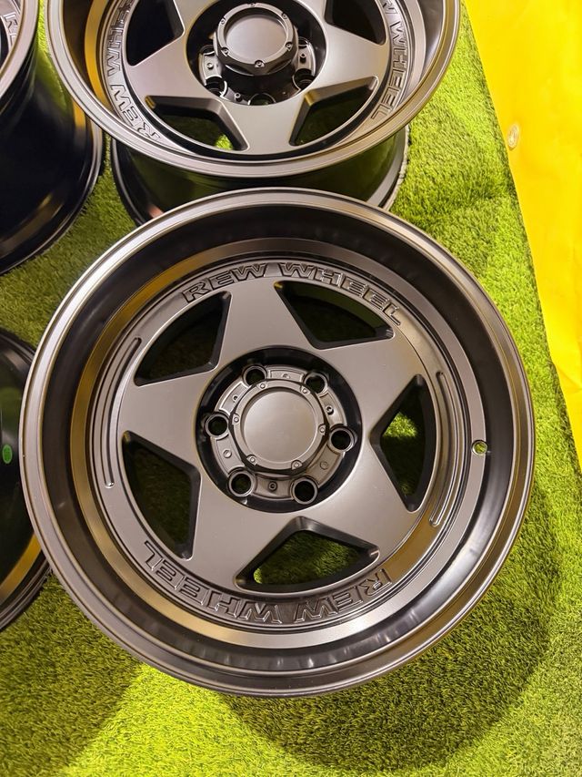 Llantas OffRoad 17 6x139.7