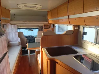 Autocaravana cappuccino mobilvetta Icaro s10