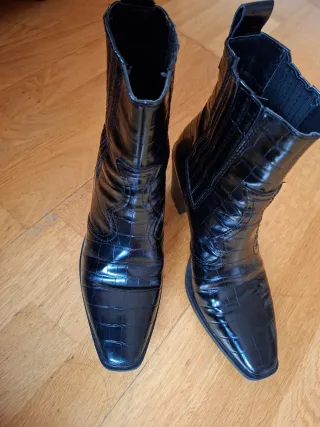 Botines Stradivarius Talla 38