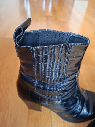 Botines Stradivarius Talla 38