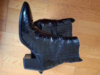 Botines Stradivarius Talla 38