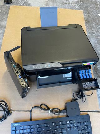 Lote: Stampante Epson EcoTank + Mini PC ASUS