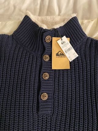 Jersey Quiksilver Talla M nuevo a estrenar