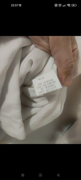 Abrigo 3/4 blanco con estampado