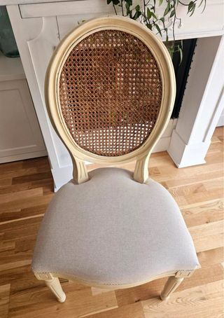 Silla Isabelina Tapizada y Ratán