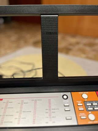 Teclado Electrónico Yamaha F50