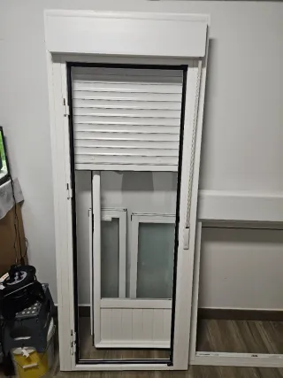 Puerta aluminio cristal abatible climax