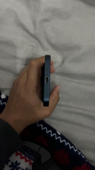 iPhone 13 - Salud de Batería 77%