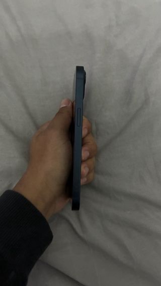 iPhone 13 - Salud de Batería 77%