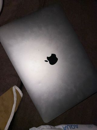 MacBook Air M1 8GB Plata