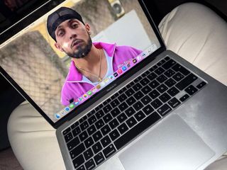 MacBook Air M1 8GB Plata