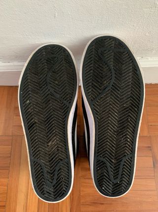 NIKE SB BLAZER MID NEGRAS