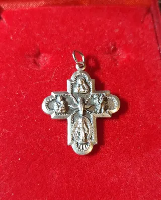 Colgante de Cruz