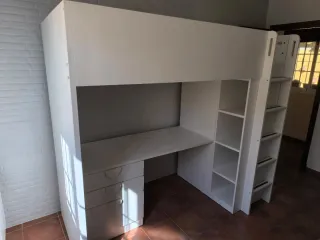 Litera infantil con escritorio y armario