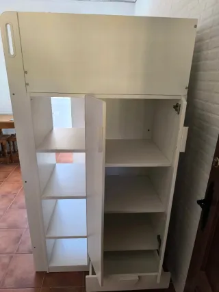 Litera infantil con escritorio y armario