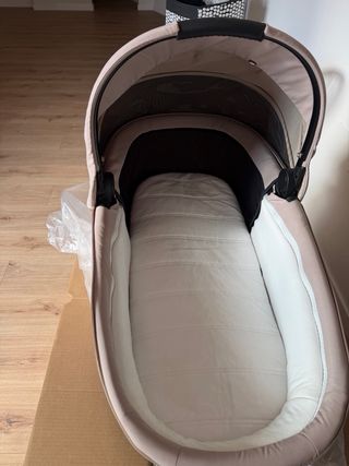 Cybex Priam Lux Carry Cot Beige