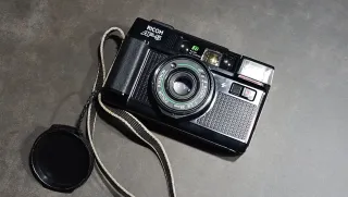 Cámara analógica Ricoh AF-5