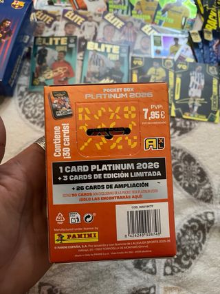 Cajas y cromos Adrenalyn y Megacracks fútbol