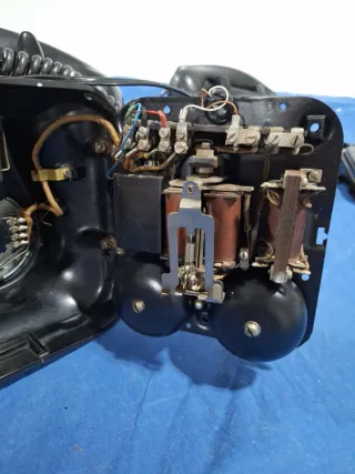 Teléfono antiguo de disco