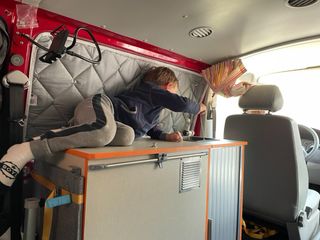 Volkswagen Transporter T5 2005 camperizada.