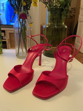 Sandalias Zara tacón rosa