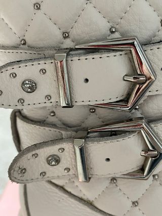 Botines Alma en Pena blancos