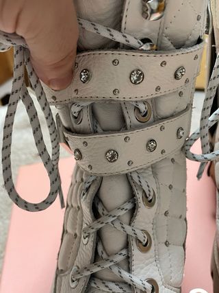 Botines Alma en Pena blancos