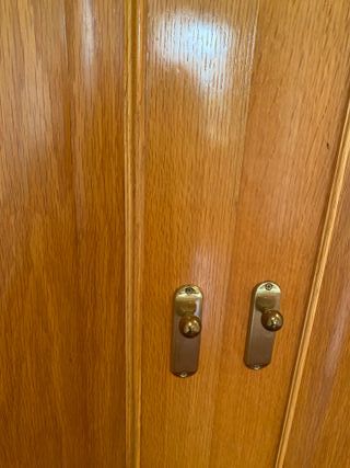 Armario empotrado de madera