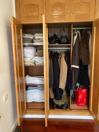Armario empotrado de madera