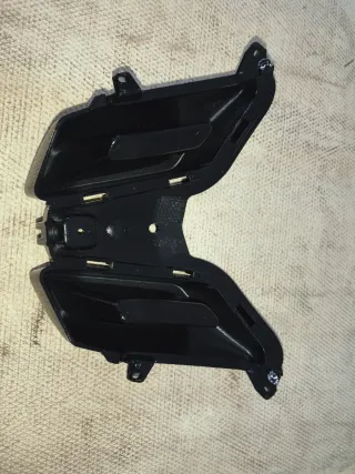 Tapa frontal Piaggio MP3 400 530 HPE